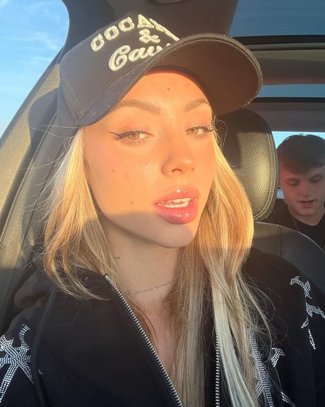 fellation transexuelle onlyfans porno érotique image