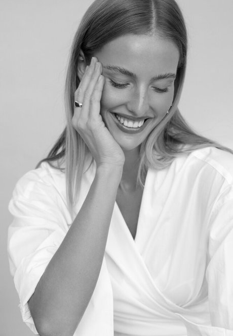 Sienna Cochrane modèle xxx img