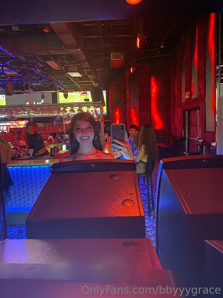 Ggracemarieee modèle pornographique collection