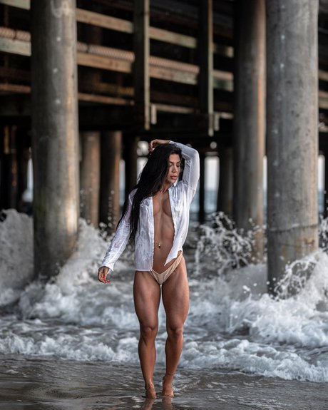 Deniz Saypinar nus star du porno galerie