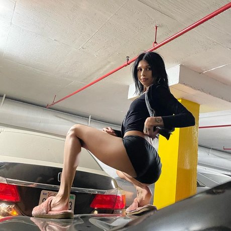 sexe asiatique onlyfans assez nue img