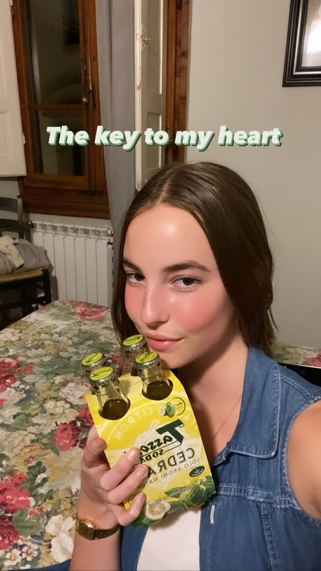 Amelie Manzoli modèle pornographique images