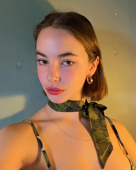 Amelie Manzoli meilleur modèle collection