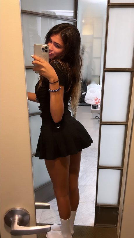 Adeline Bri jolie star du porno images