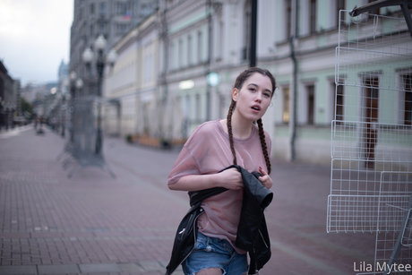 lmytee modèle érotique galerie