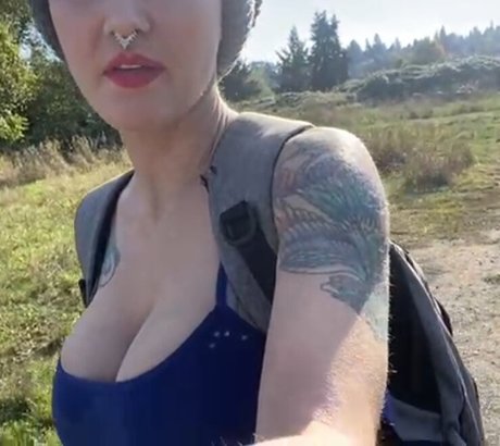 tatouages ​​blonds onlyfans art exclusif images