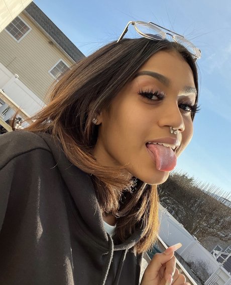 Ishaamk mk actrice exclusive photos