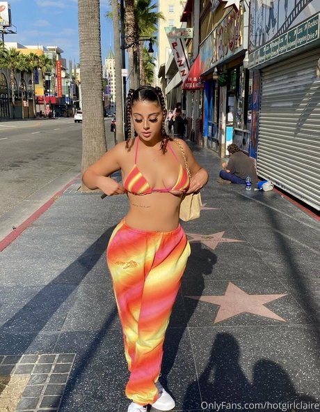 Submissive Skylar étoile de l'art galerie