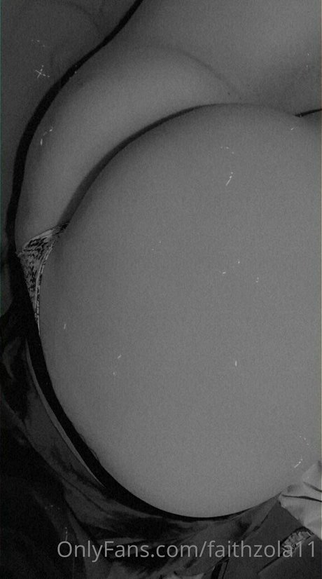 brunette onlyfans très chaud galeries