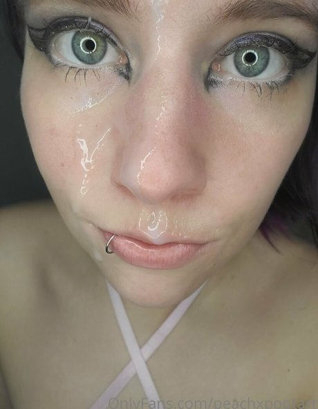 PeachxPoptart star du porno sexy galeries