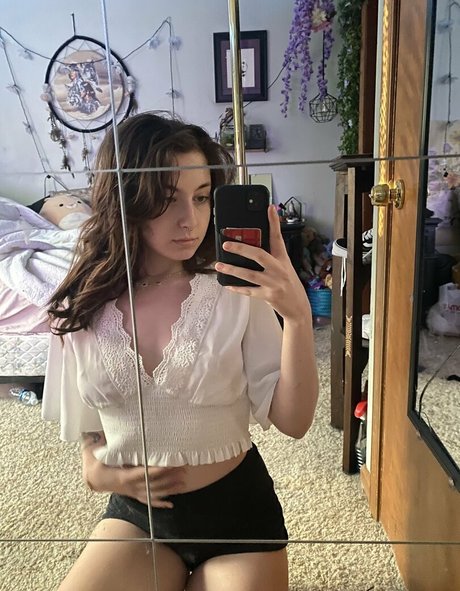 filles célèbres onlyfans chaud galerie