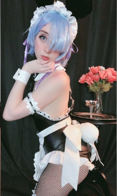 Michi Midnight actrice hd img