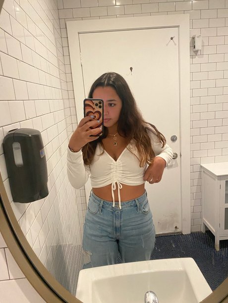 Causticx star du porno parfaite archive