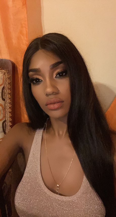 Caramelitooo star du porno chaude images