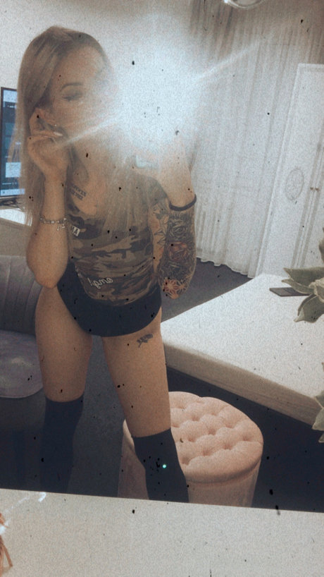 Sweet Crush Nicole modèle sexy photos