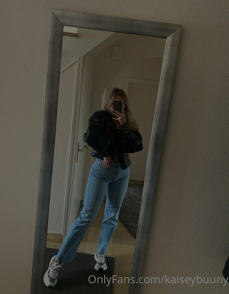 kaisey buuny actrice artistique galerie