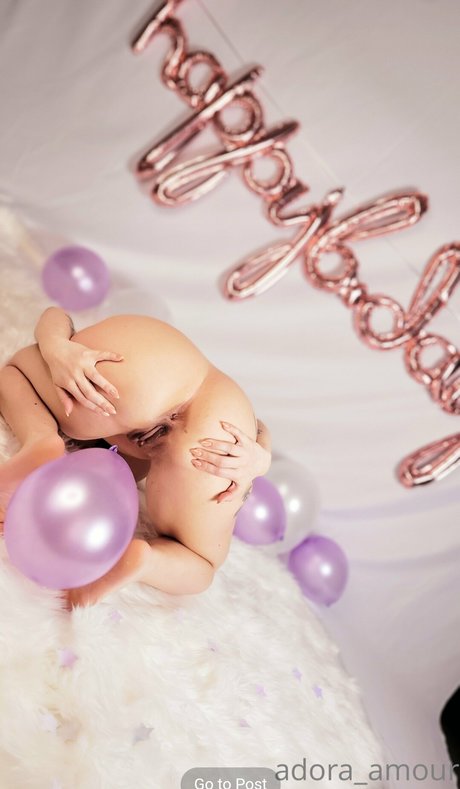 Adora amour actrice de grande qualité image