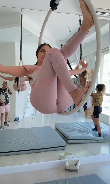 Lana rose modèles nus des photos