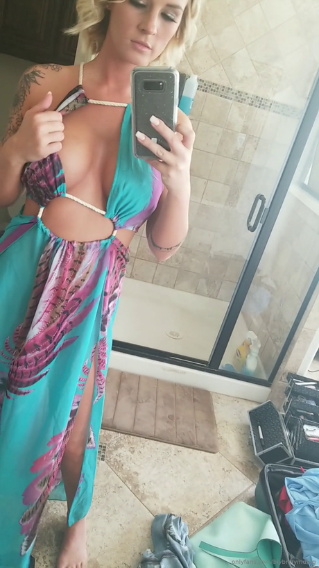 Bailey Bradley star du porno chaud image