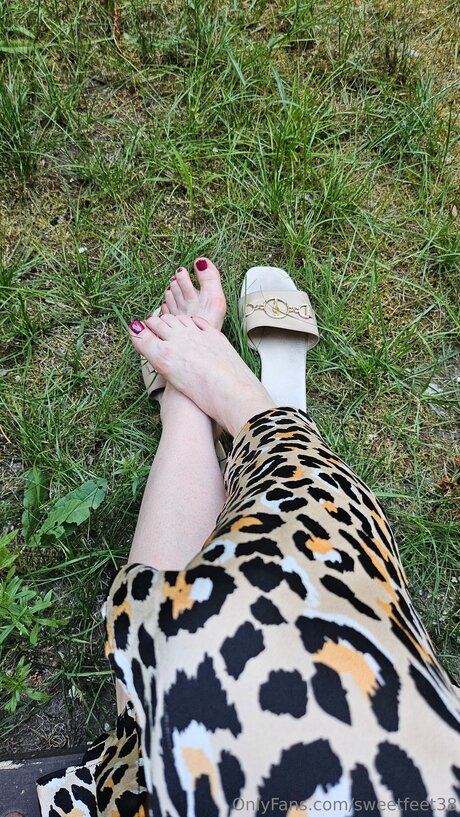 fans asiatiques potelés uniquement belle chaude image