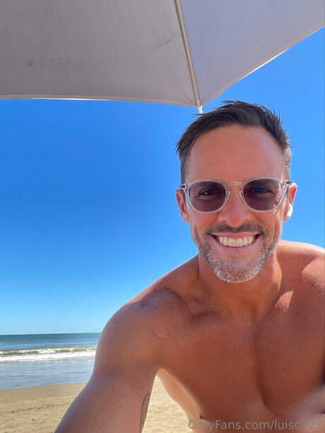 Lucri28 beau modèle img