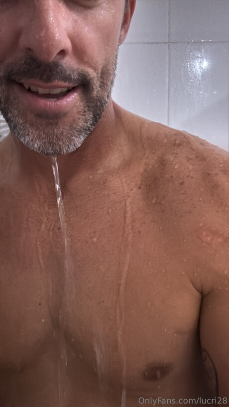 Lucri28 art star du porno des photos