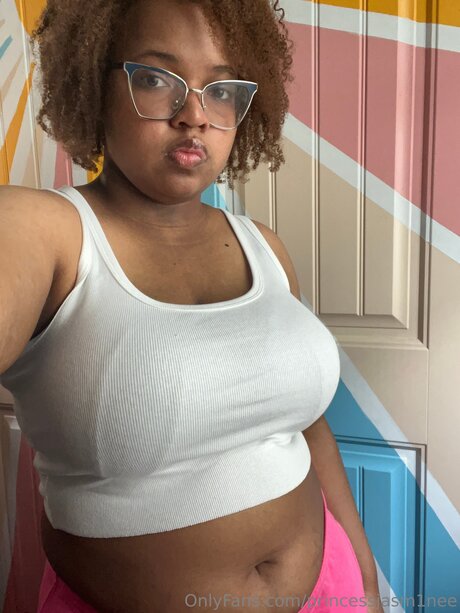 gros butin blanc onlyfans plutôt parfait image