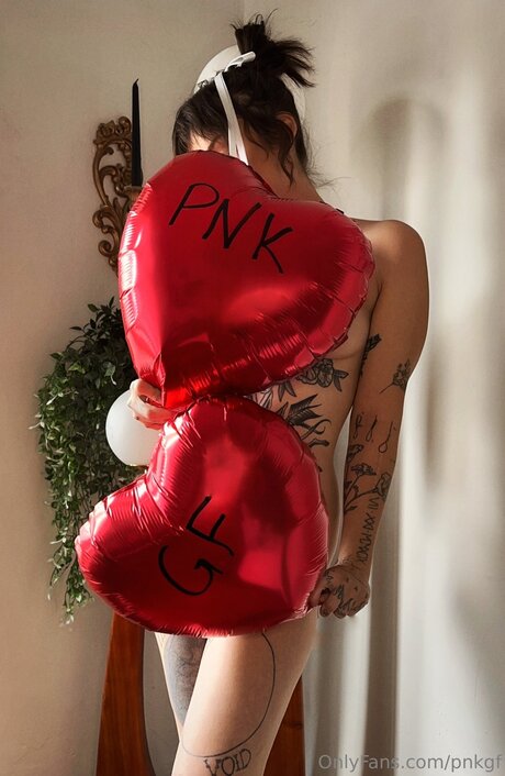 infirmière brune onlyfans nue en haute qualité des photos