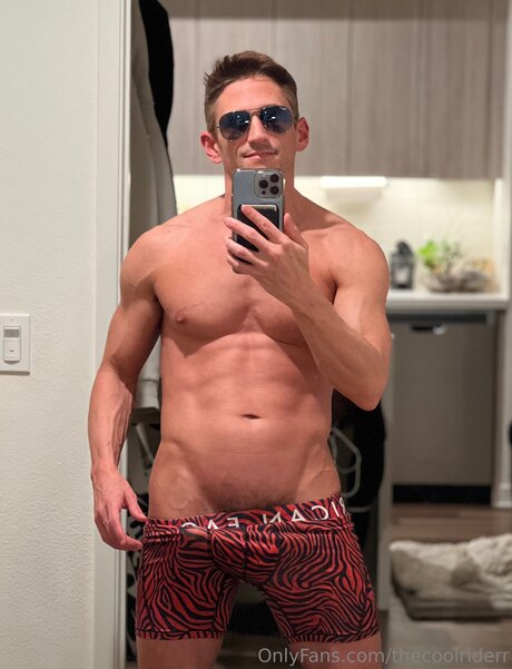 Thecoolriderr jolie star du porno img