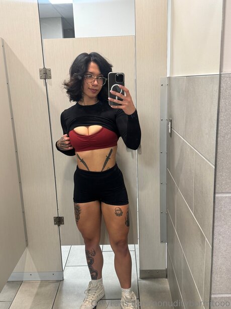 Yoursecretrito modèle parfait photos