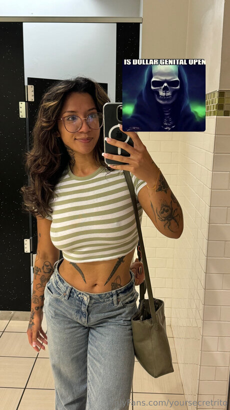 Yoursecretrito jolie star du porno image