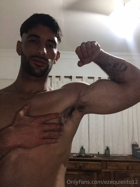 Ezequielito12 nus de stars du porno images