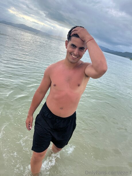 Ezefit modèle magnifique photo