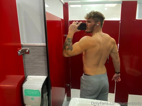 Gunterbody star du porno gratuite galerie