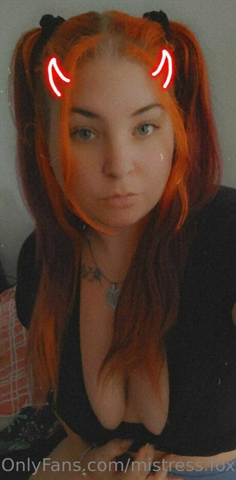 Mistress Foxx actrice pornographique archive