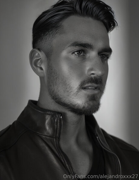 Alejandroxxx27 étoile exclusive photos