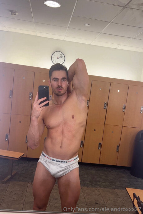 Alejandroxxx27 modèle érotique collection