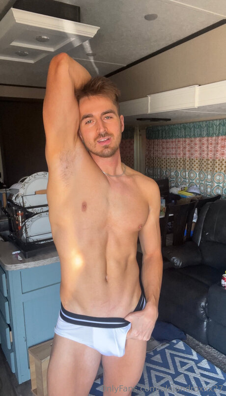 Alejandroxxx27 actrice pornographique photos