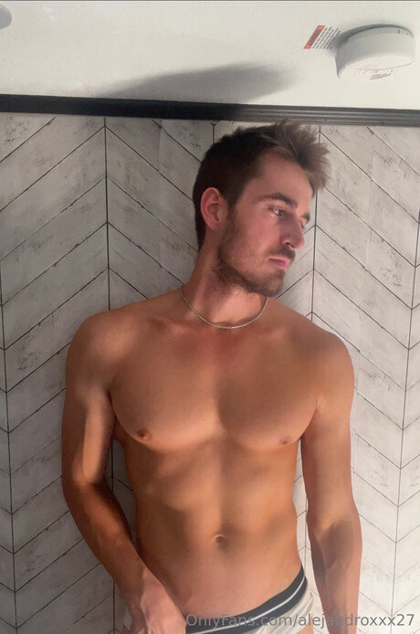 Alejandroxxx27 actrice xxx galerie