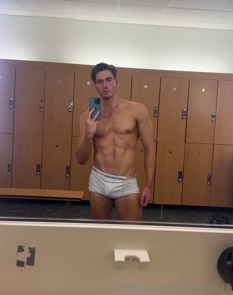 Alejandroxxx27 actrice pornographique archive