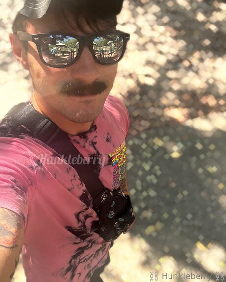 Im Your Hunkleberry sexe star galeries