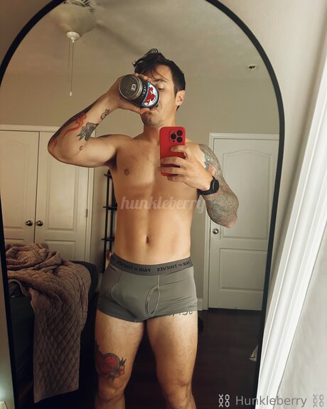 Im Your Hunkleberry star du porno hd images