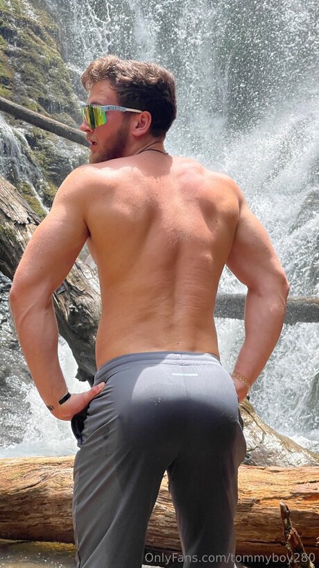 chatte parfaite onlyfans nus érotiques image