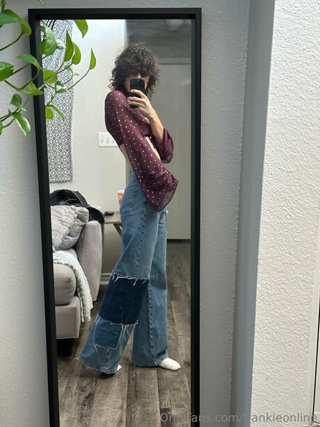 Frankieonline étoile de haute qualité image