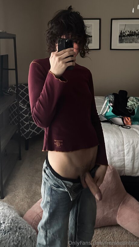 Frankieonline modèle adulte galeries