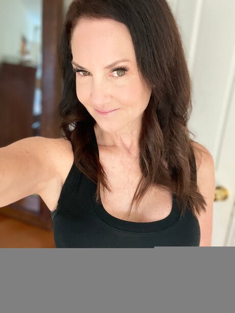 Suzannehollyxxx nus de stars du porno archive