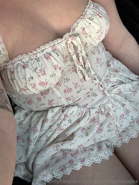 Xprincessxpenelopex étoile nue photo