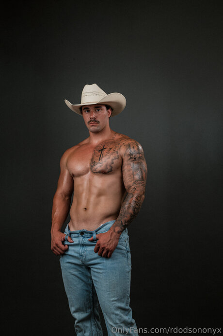 Rdodsononyx star du porno érotique img