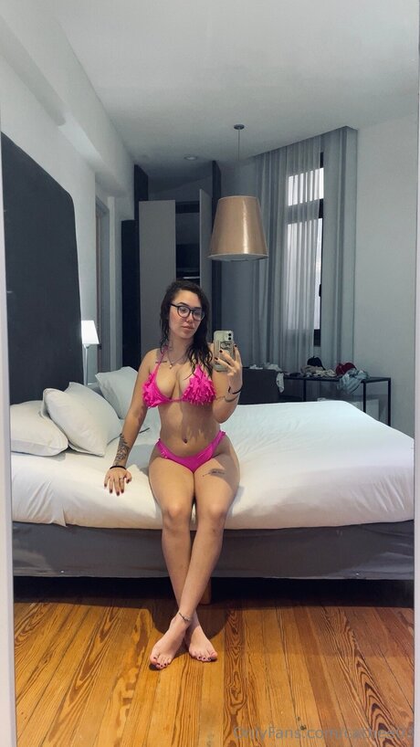 Cathee03 star du porno xxx des photos