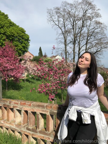 Hildaschmidt modèle pornographique photo